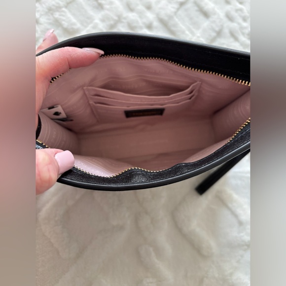 Kate Spade Morgan gusseted wristlet ￼ - Picture 2 of 5